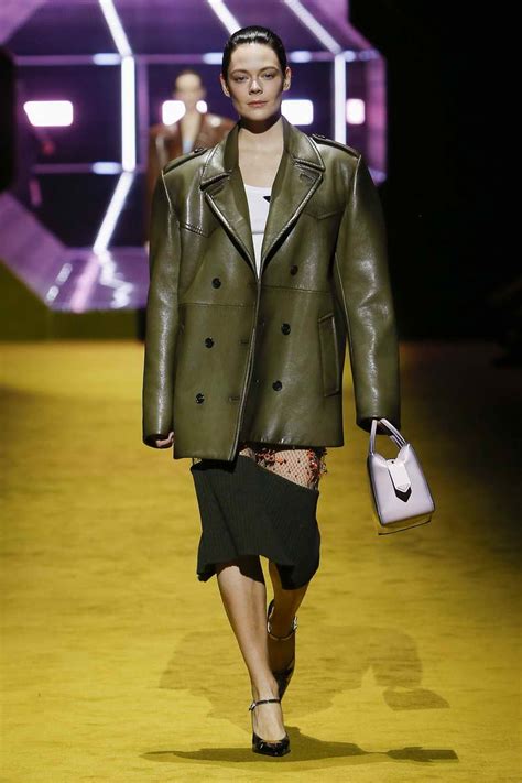 sfilata prada donna 2020|Prada Fall 2020 Ready.